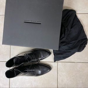 New, never wore: Diesel black gold boots (zipper)